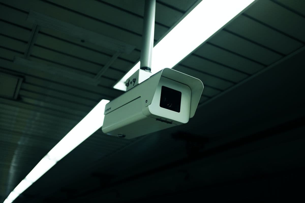 Tecnología de videovigilancia para monitoreo de seguridad permanente